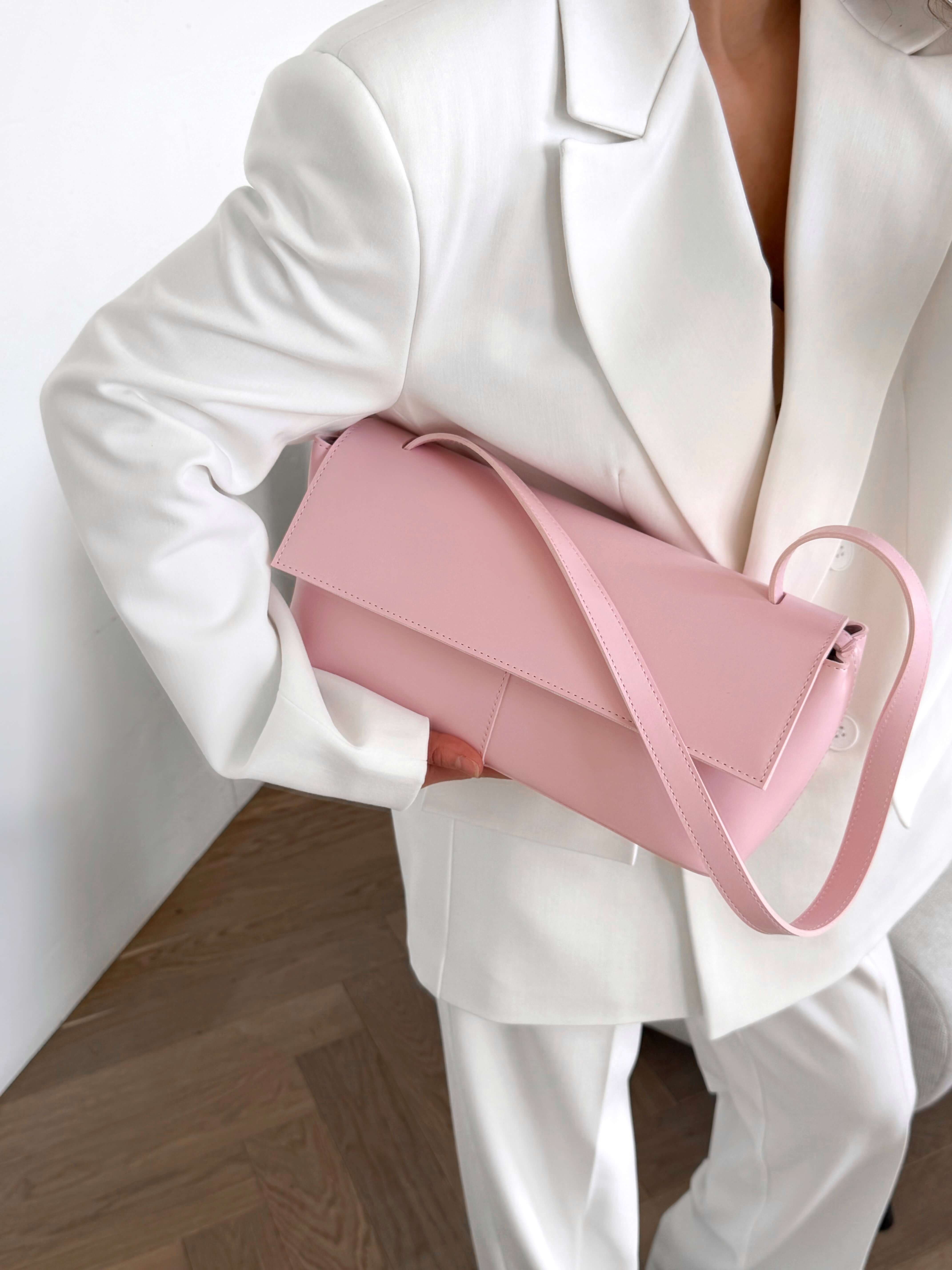 Клатч-багет МАДЛЕН ніжно-рожевий LEMAN LM4871-1